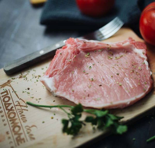 SVINJSKA KRMENADLA SA KOSKOM Podhomolje